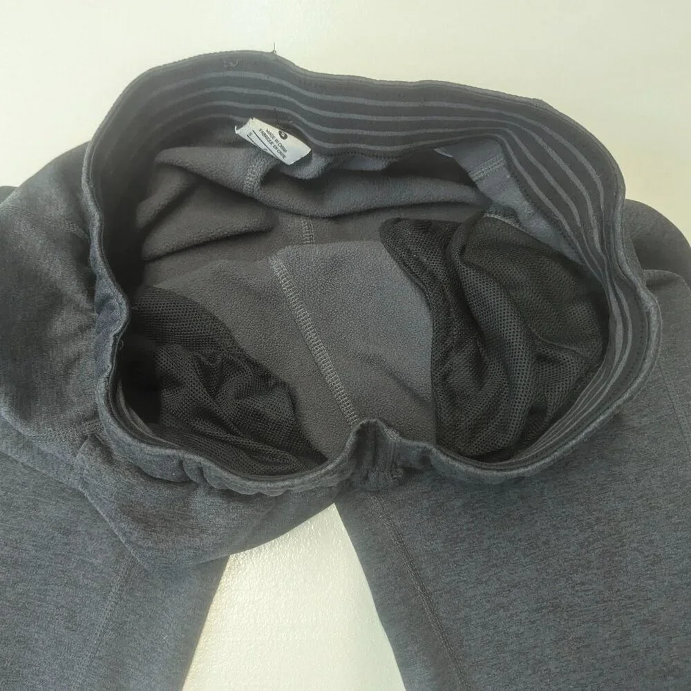Nike Size Small Therma-Fit Gray Joggers